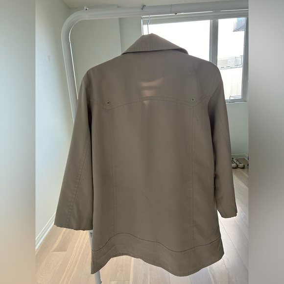 Beige trench coat - Picture 4 of 4